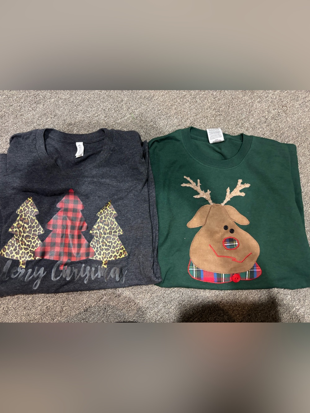 Lot of 2 cute Christmas tees charcoal gray & forest green embroidered t-shirt M